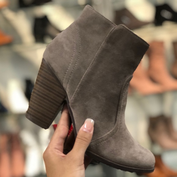 LAST1♥️ Suede Western Stacked Heel Booties - Picture 4 of 7
